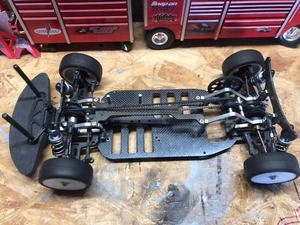 Team Xray T1M Touring Car Race With Xray T2 T4 Associated Tc7.2 - Picture 1 of 4