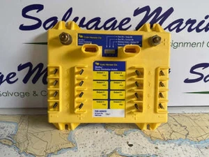 Modelo de distribución de energía Cole Hersee #48408 (PDM). 12V DC o 24V DC. - Imagen 1 de 4