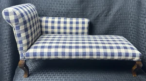 The Tender Art Collection: Puppencouch-Möbel für 18 Zoll American Girl Puppen - Bild 1 von 13