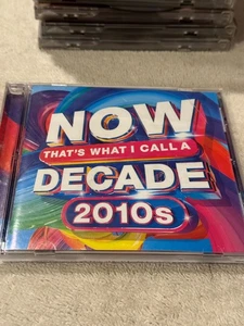 NOW That's What I Call a Decade 2010s - CD IN VERY GOOD CONDITION!!! - Foto 1 di 2