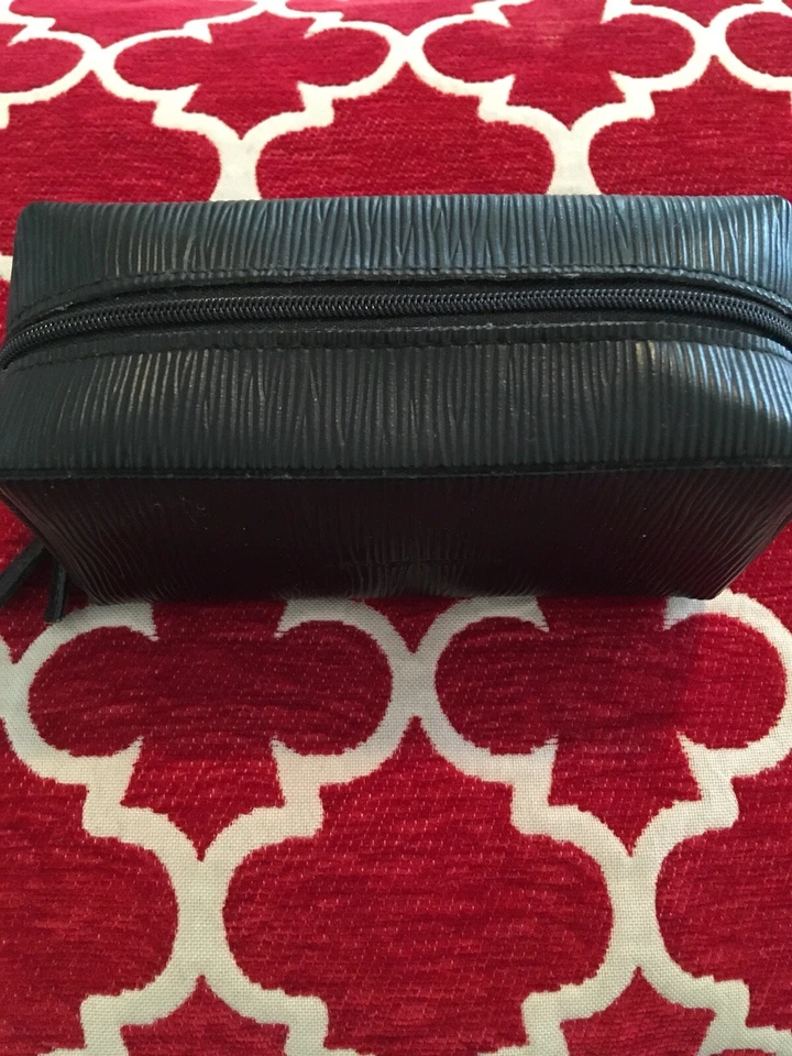 mosley tribes sunglasses - Image 1 of 4