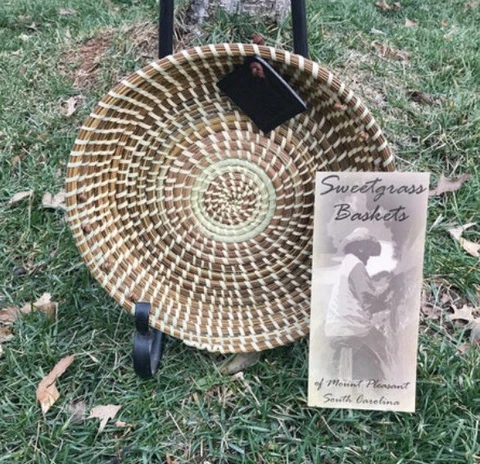 Sweet grass Round Bread & Fruit Tray Cover