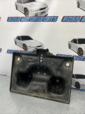 Bandeja de batería Nissan 350Z 2003 2004 2005 2006 2007 2008 2009 OEM Foto 1 de 4