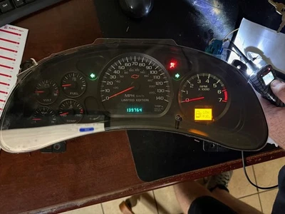 Cuadro de instrumentos velocímetro MONTE CARLO SS 2000-2005 *(140 MPH)* OEM Foto 1 de 4