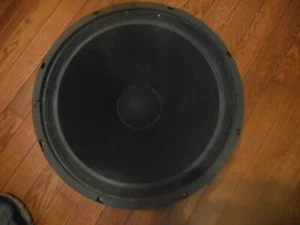PEAVEY KB100 15" WOOFER SPEAKER 70777053 - Picture 1 of 5