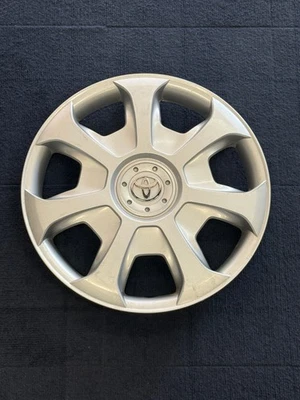 Tapacubos/cubierta de rueda Toyota Avalon 2000-2004 OEM 15" 61102 PN#42621AC020 Foto 1 de 2