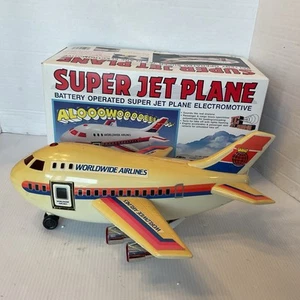 Vintage Plastic Super Jet Plane Battery Operated Tai Way (SHING KEE) Read Descr - Picture 1 of 9