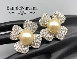 Vintage super klobige KJL Blume Perle Strass Silber große Clip Ohrringe - Bild 1 von 4