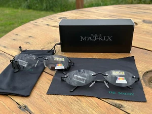 2 PAIRES LUNETTES POLARISÉES MATRIX : NEW VERSION AGENT SMITH + NEO SIMULATOR - Picture 1 of 10