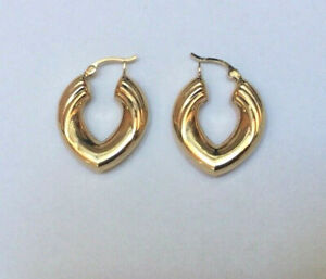 18K Yellow Gold Oval Hoop Earrings - Excellent
