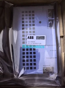 1 Stück DSQC668 3HAC029157-001 Roboter IRC5 Achse Computereinheit - Bild 1 von 4
