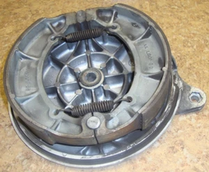 2000 Yamaha XVS650 XVS 650 V Star Rear Back Drum Brakes Cover Shoes Spring 00 - Picture 1 of 2