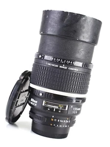 Nikon 135mm F2 D Defocus Image Control Prime Nikkor AF Autofocus Lens F&R Caps - Picture 1 of 15