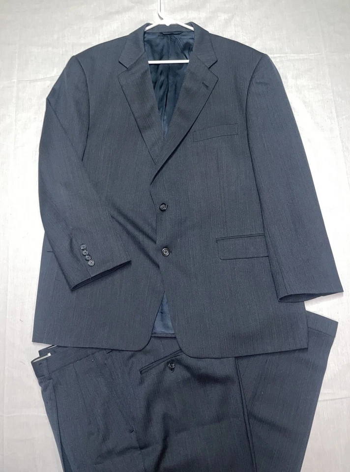 BURBERRY London 2PC SUIT 46R Pants 40W  32L Herringbone Navy Blue Wool Pleated - Image 1 of 4
