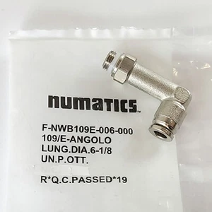 Tubo push-in NUMATICS giratorio extendido en forma de L de 6 mm x 1/8" roscado macho - Imagen 1 de 1