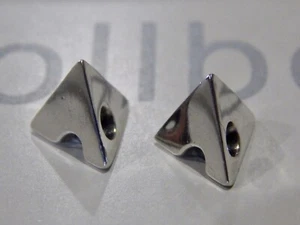 TROLLBEADS Triangle Earrings Pendants TAGEA-20004 RETIRED 2016 (ONE PAIR) NEW - Picture 1 of 7