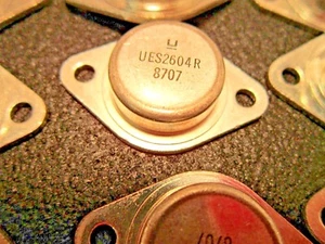   UES2604R MICROSEMI Center-Tap Negative (CA) HS Rectifier DIODE - Picture 1 of 1