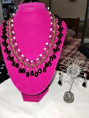 VTG/RetiredAvonSigned Beautiful Simulated GarnetAmethyst & Real Pearl Necklace  - Image 1 of 4