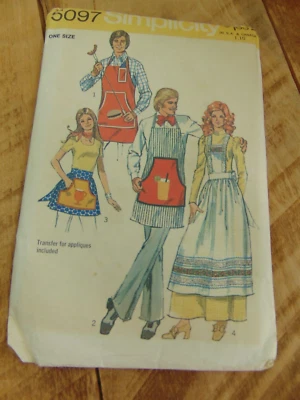 Simplicity 5097 Full Long & Short Apron Pattern One Size His & Hers From 1972 - Image 1 of 2