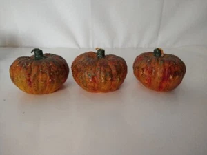 Set Of 3 Figure Pumpkin Candles Botanical Wax - Picture 1 of 6