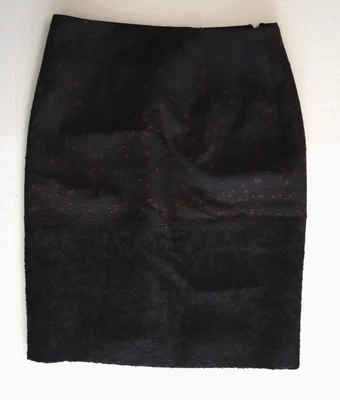 Falda lápiz recta con textura negra/marrón Carolina Herrera para mujer talla 6 $1060 Foto 1 de 4