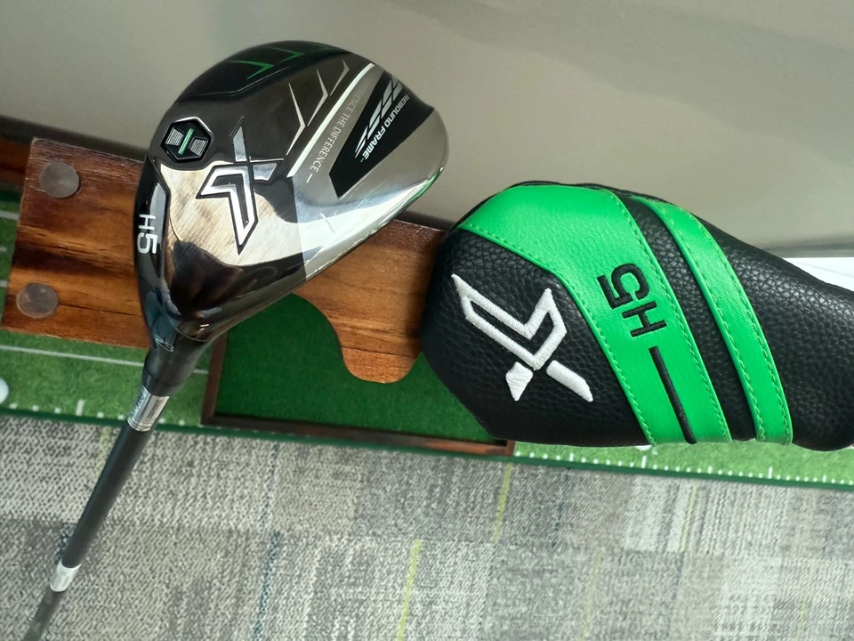 XXIO XXIO 12 X SERIES BLACK 23* 5 HYBRID RH Miyazaki AX-II R-flex Graphite 9/10 - Image 1 of 4