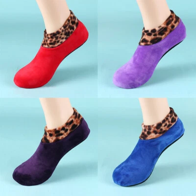 Mujeres Calcetín Caliente Pie Invierno Coral Terciopelo Acolchado Niños Antideslizantes Habitación Calcetines Foto 1 de 4