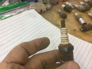 antique vintage champion xf14y spark plug - Picture 1 of 2