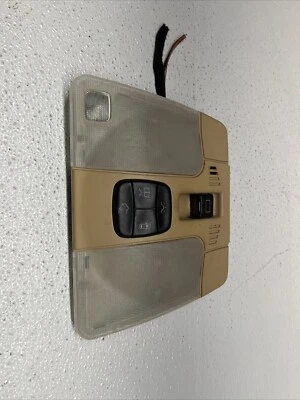 🔥🔥 98-03 Mercedes W210 E320 CLK320 Overhead Reading Dome Light Lamp Beige OEM - Image 1 of 4