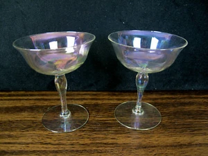 Juego De Colección De 2 Copas De Vidrio Arco Iris Vino Champagne 4.5"H - Imagen 1 de 5