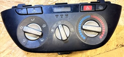 TOYOTA RAV4 HEATER CONTROL PANEL 55900-42100 2003 - Image 1 of 4