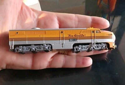 Kato N scale Alco PA-1 diesel Denver & Rio Grande Western #6011 - Image 1 of 4