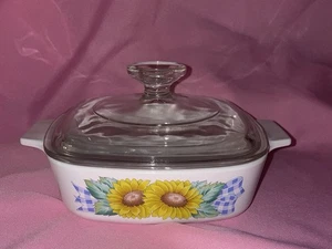 Vintage CORNING A-1-B Sunsations Sunflower  Casserole Dish w/ Glass Lid New - Foto 1 di 5