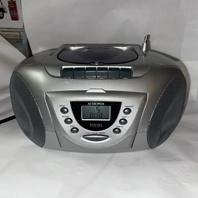 Audiovox modelo CD1831 sistema portátil rádio AM FM player de CD e cassete D132 - Imagem 1 de 3