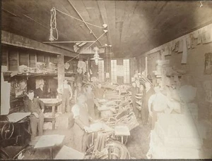 Boys Working in Printing Shop in Dubuque, Iowa Antique Original Photo ca. 1908 - Picture 1 of 11