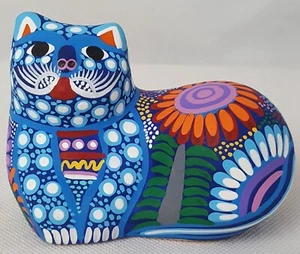 Folk Art Mexican Clay Pottery Lying Cat 3.5"L Hand Painted - Picture 1 of 12