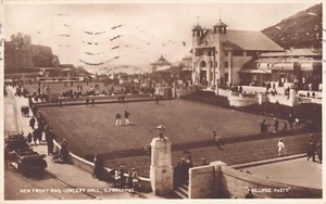 POSTCARD - DEVON - ILFRACOMBE - NEW FRONT & CONCERT HALL - POSTED 1930 - Picture 1 of 2