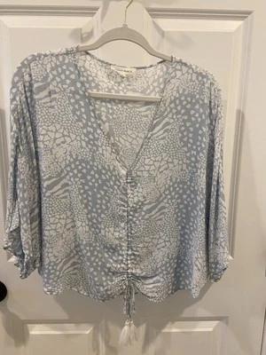 Women’s Blouse/Top By Honey Punch Size L (EUC) - Image 1 of 4