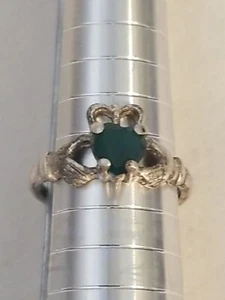 Vintage Sterling Silver .925 Claddagh Green Stone Ring Size 6.5 - Picture 1 of 5
