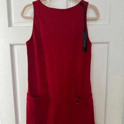 Nuevo con etiquetas Vestido Vaina Tejido Rojo Kieran Colección Miss Sixty con Bolsillos. Foto 1 de 4