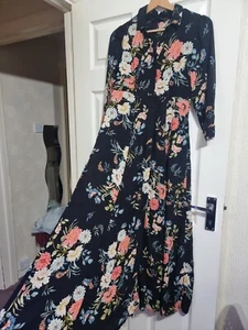 Zara Premium Collection Gr. S schwarz Blumen Midi Maxi Shirt Kleid Tasche Blogger - Bild 1 von 6