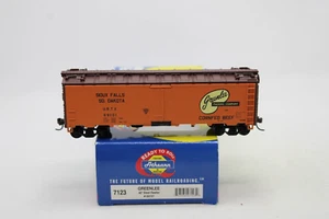 HO Scale Athearn #7123 40' Steel Reefer Greenlee Sioux Falls URTX #69101 - Picture 1 of 10