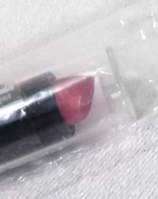 Wet n Wild Silk Finish Lipstick Dark Pink Frost 530D (1) NEW Sealed in Package - Image 1 of 4