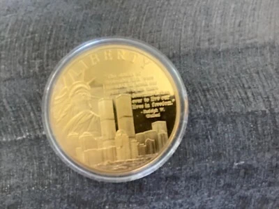 LIBERTY REMEMBERING 9/11 COMMEMORATIVE COIN PROOF In capsule C 09889 - Image 1 of 4