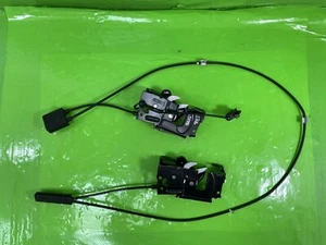 MINI F56 PAIR OF BONNET LOCK CATCHES RELEASE CABLE HANDLE 2014-2020 - Picture 1 of 16