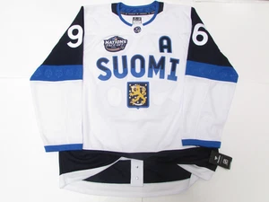 CAMISETA DE HOCKEY PREMIUM FANÁTICOS CARA A CARA DE FINLANDIA EQUIPO RANTANEN 4 NACIONES - Imagen 1 de 7