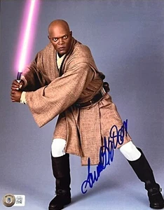 Samuel L. Jackson Star Wars Autographed SIGNED Mace Windu 8x10 Proof - Beckett - Picture 1 of 1