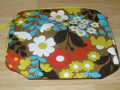 NUEVO ONCE UPON A ROSE LINDO FLORAL FLOR BOHO URBANO COSMÉTICO MAQUILLAJE BOLSA Foto 1 de 4