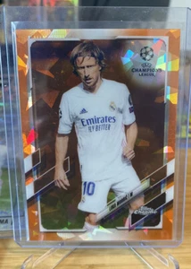 Topps 2020-21 cromo zafiro UEFA 75 Luka Modric - Real Madrid C.F. Naranja /50 - Imagen 1 de 2