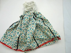 PRETTY VINTAGE CALICO FLORAL PRINT DOLL DRESS - Picture 1 of 3